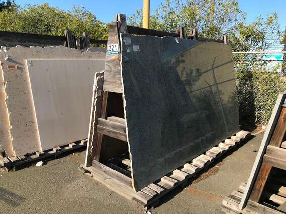 Груз на стойке в форме А